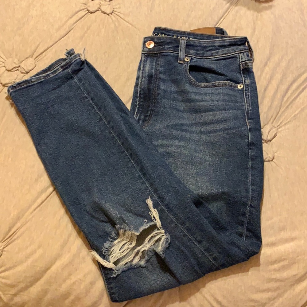 AE Mom Jean